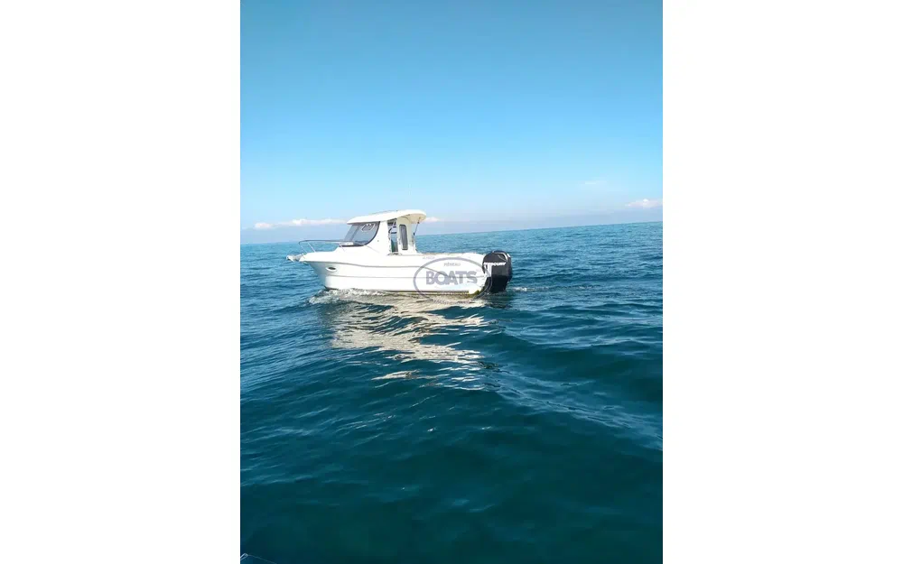 slider 11 Quicksilver Pilothouse 580