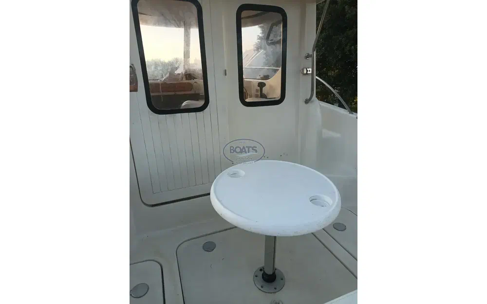 slider 13 Quicksilver Pilothouse 580