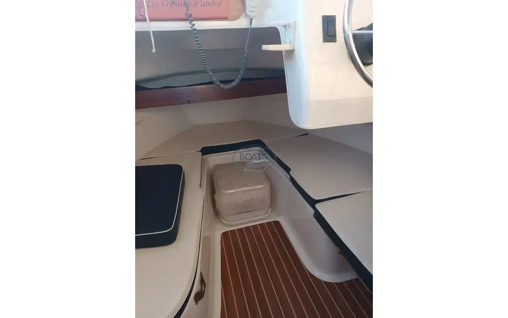 slider 5 Quicksilver Pilothouse 580