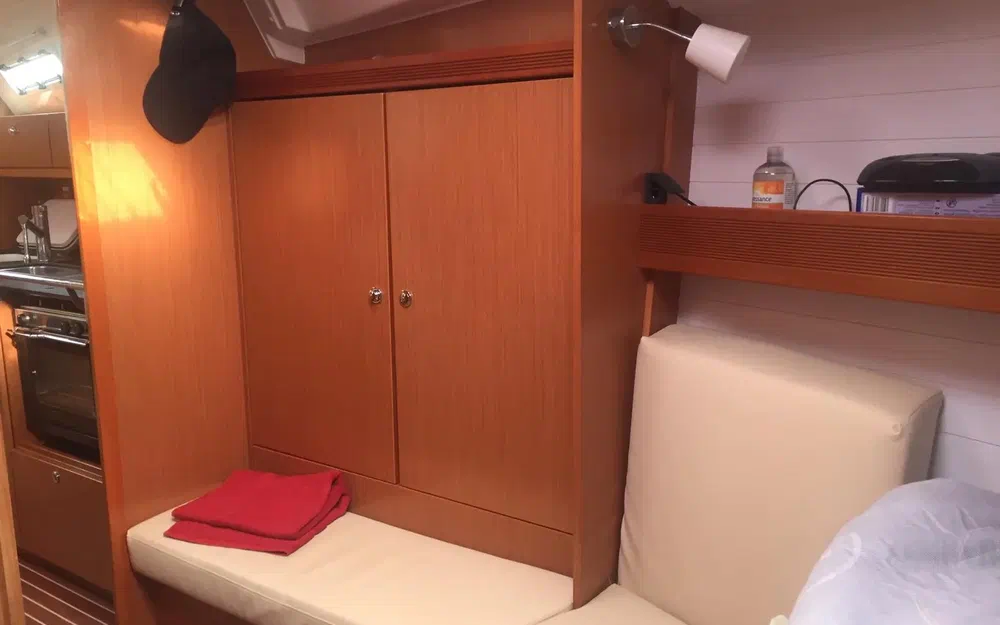 slider 7 Bavaria 40 Cruiser
