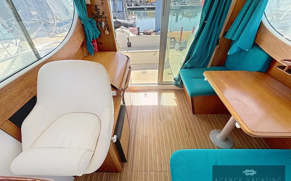 slider 14 Jeanneau Merry Fisher 805