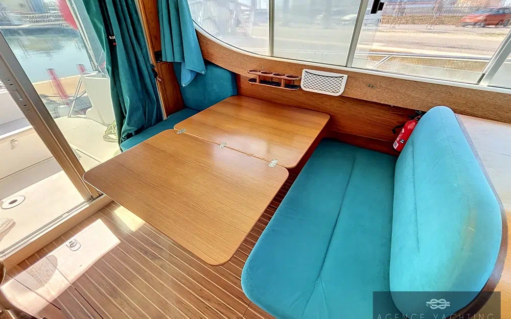 slider 3 Jeanneau Merry Fisher 805