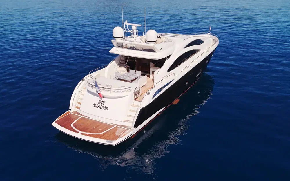 slider 8 Sunseeker Predator 84