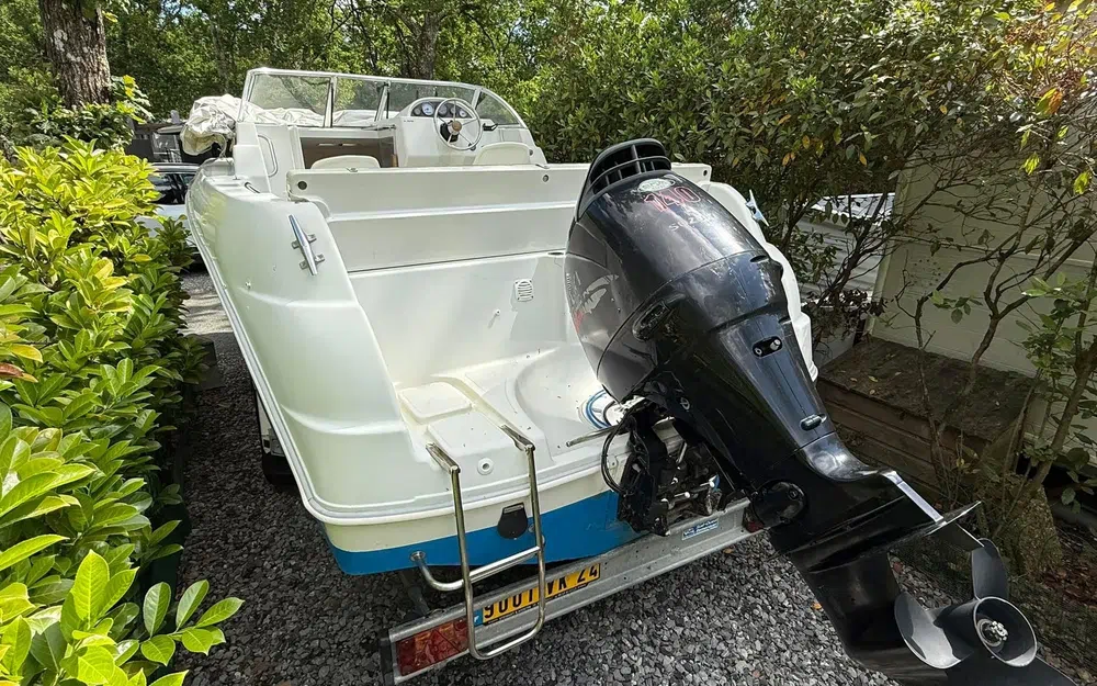 slider 3 Quicksilver 590 Cruiser