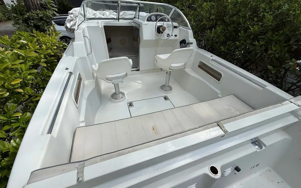 slider 5 Quicksilver 590 Cruiser