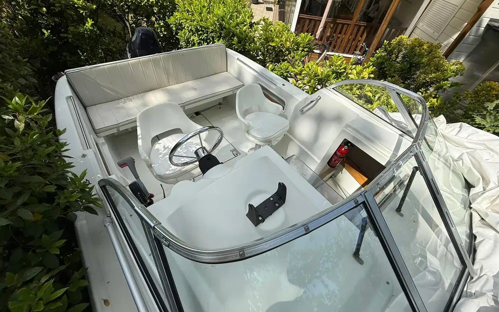 slider 6 Quicksilver 590 Cruiser