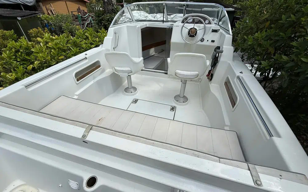slider 7 Quicksilver 590 Cruiser