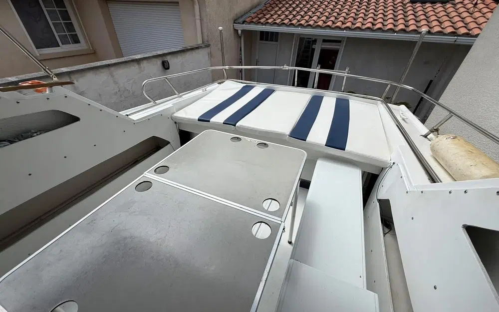 slider 9 Yachting France Arcoa 680