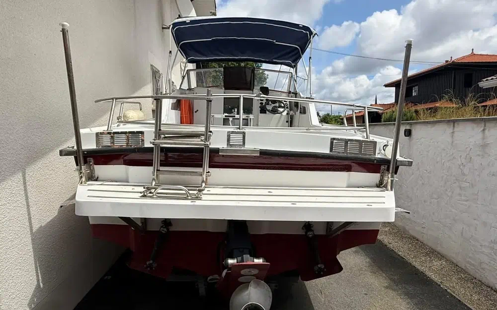 slider 6 Yachting France Arcoa 680