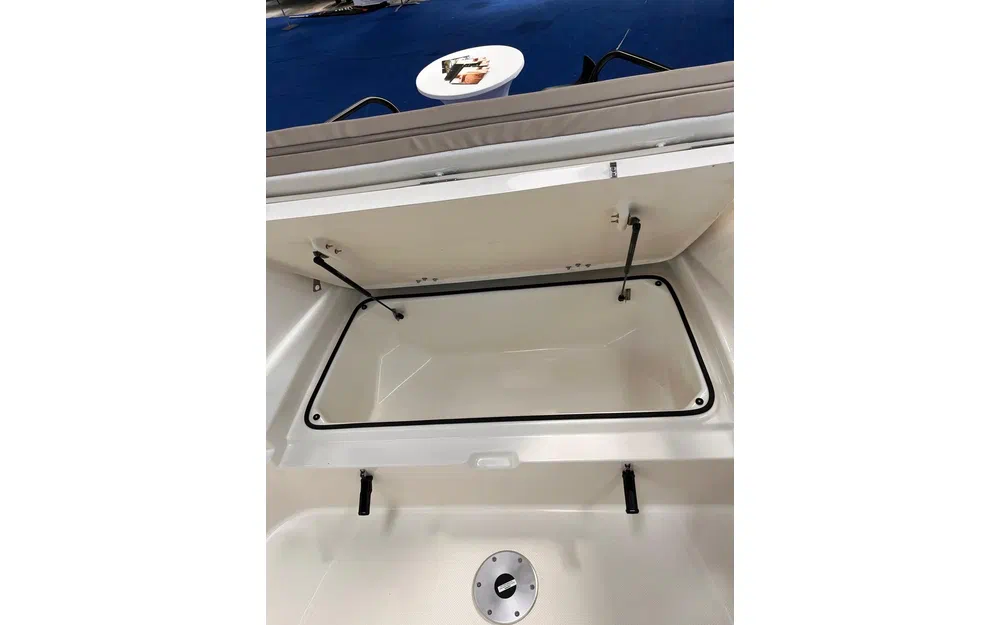 slider 8 Quicksilver Activ 555 Open