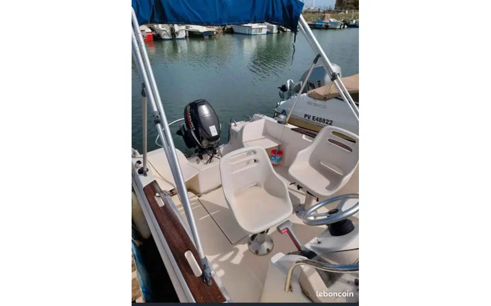 slider 3 Jeanneau Cap Camarat 515 Style