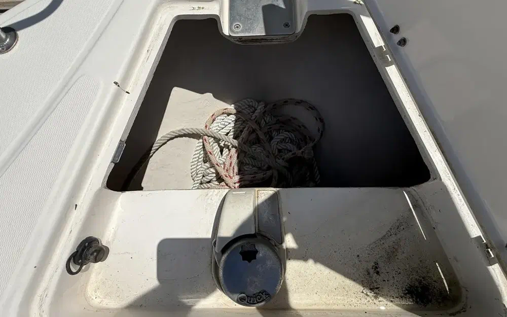 slider 16 Kelt White Shark 225