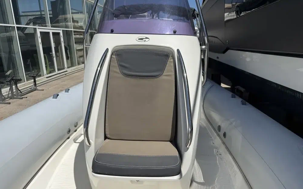 slider 7 Grand Golden Line G650