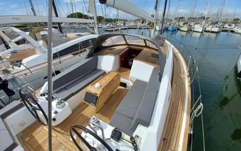 slider 5 Wauquiez Pilot Saloon 48e