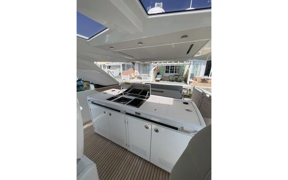 slider 7 Jeanneau DB 37