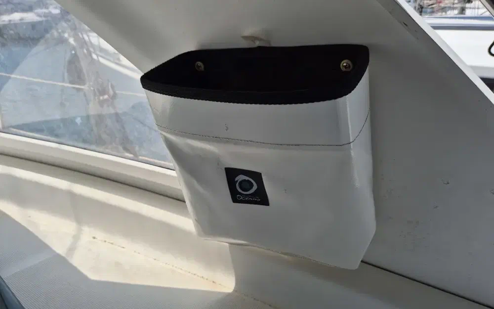 slider 11 Beneteau Oceanis 40 CC