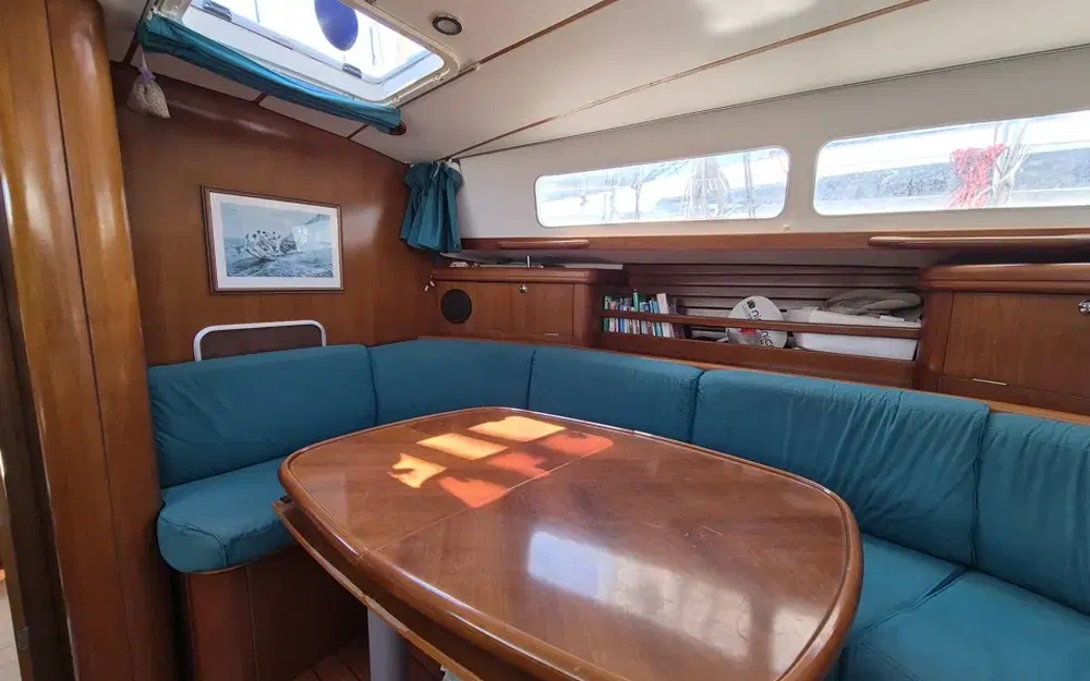 slider 34 Beneteau Oceanis 40 CC