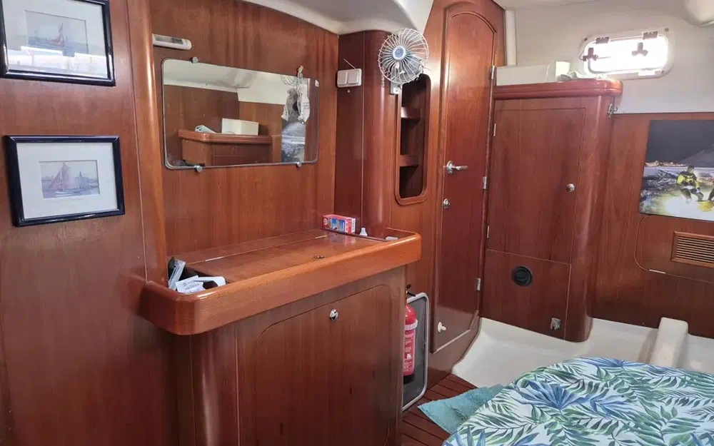 slider 73 Beneteau Oceanis 40 CC