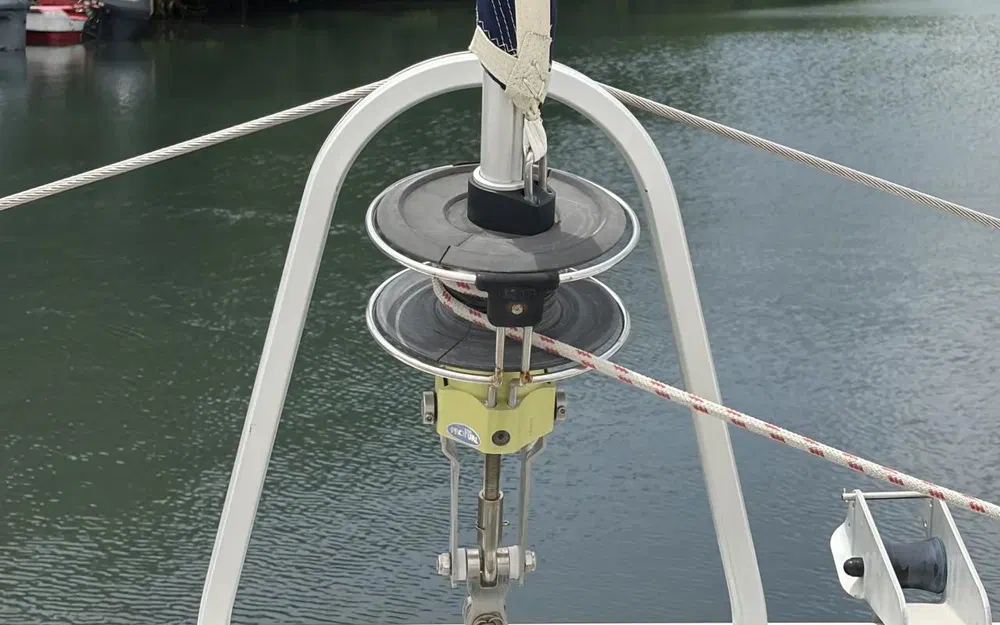 slider 12 Fountaine Pajot Mahe 36 Evolution