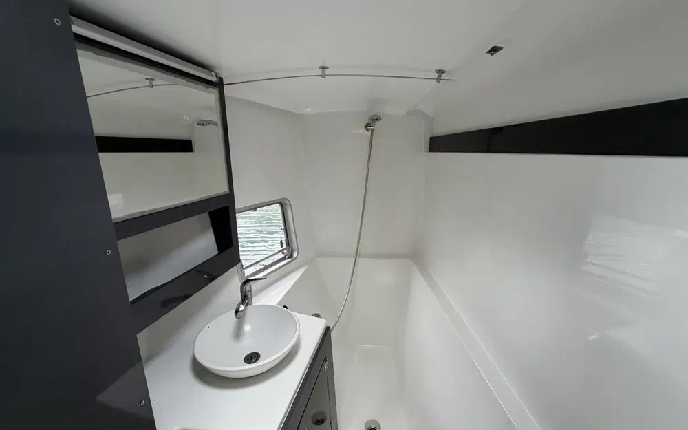 slider 28 Fountaine Pajot Mahe 36 Evolution