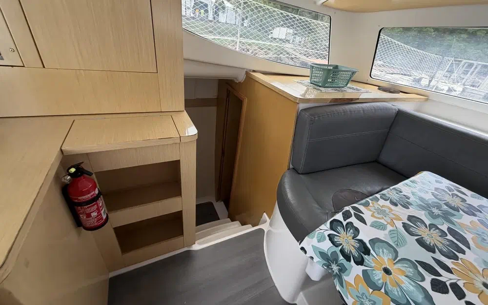 slider 31 Fountaine Pajot Mahe 36 Evolution