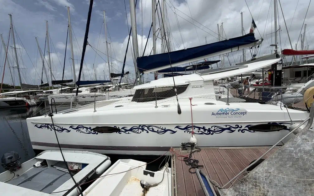 slider 2 Fountaine Pajot Mahe 36 Evolution