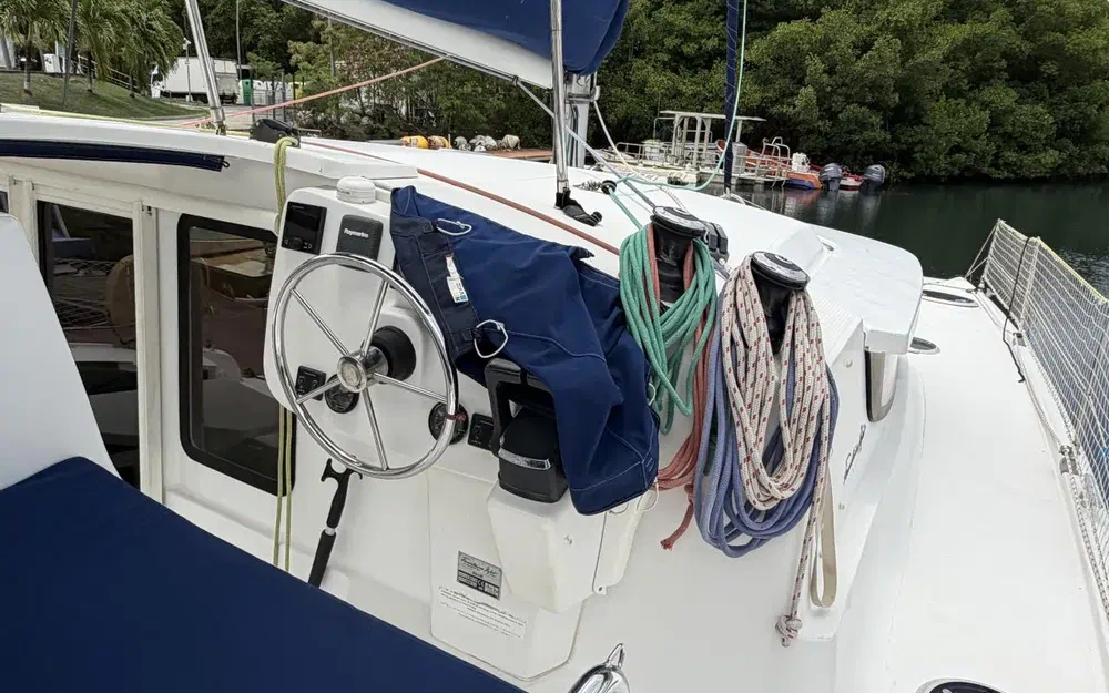 slider 5 Fountaine Pajot Mahe 36 Evolution