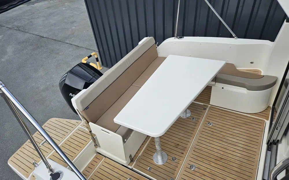 slider 11 Quicksilver Activ 755 Weekend