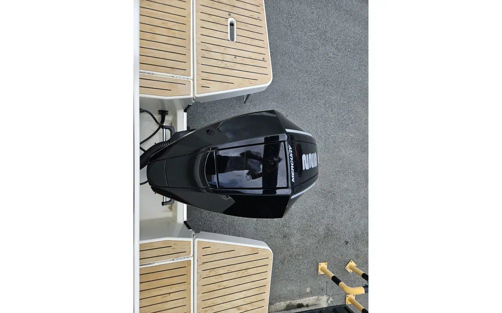 slider 30 Quicksilver Activ 755 Weekend