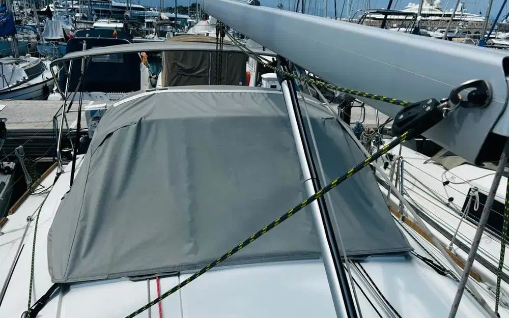 slider 10 Beneteau Oceanis 38.1