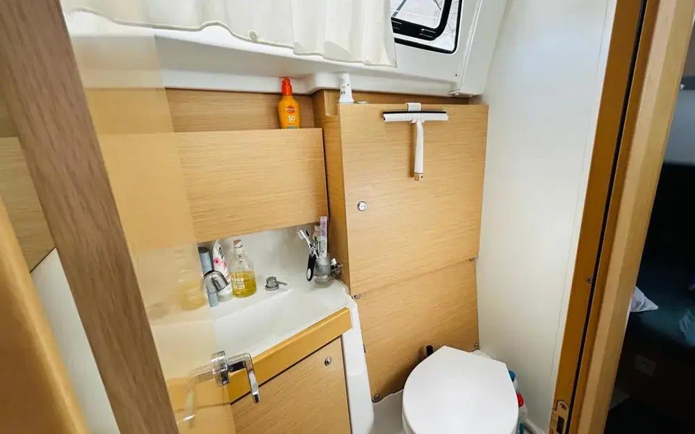 slider 13 Beneteau Oceanis 38.1