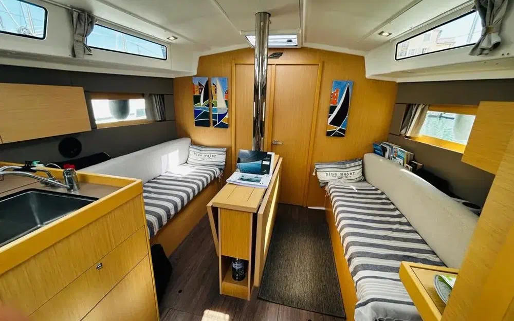 slider 14 Beneteau Oceanis 38.1