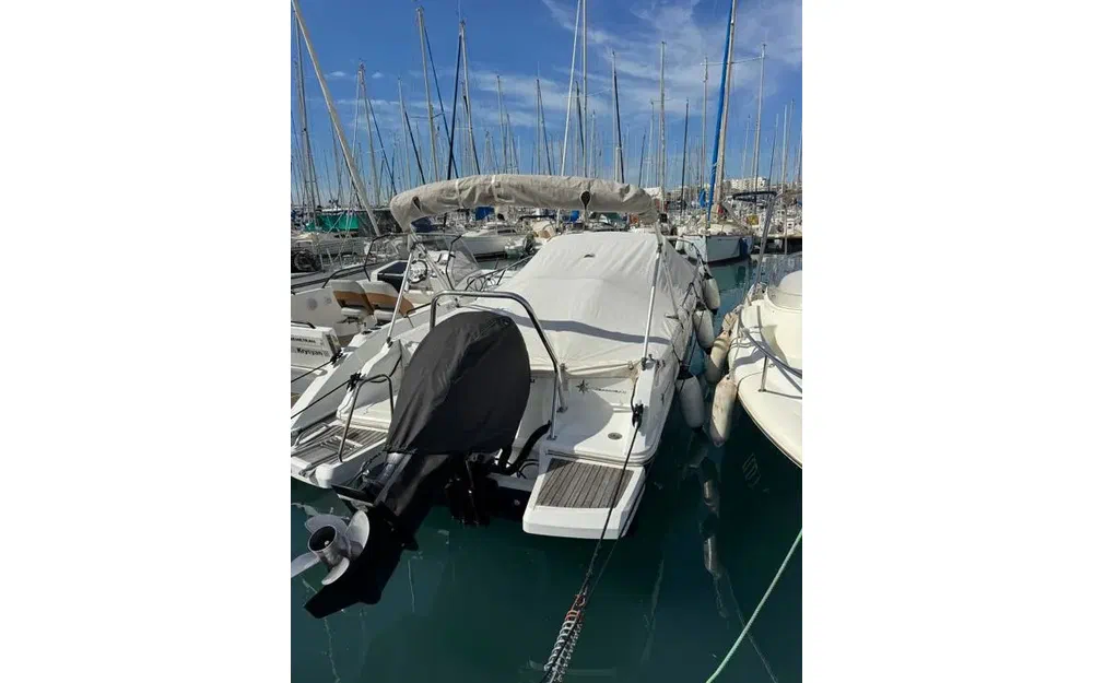 slider 7 Jeanneau Cap Camarat 7.5 WA Serie 2