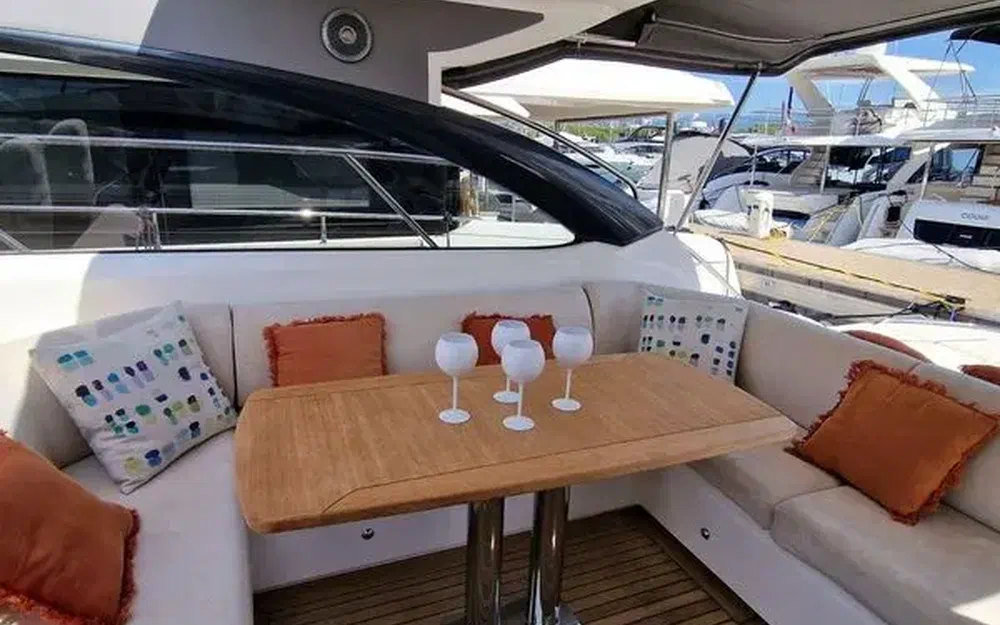 slider 9 Princess V50