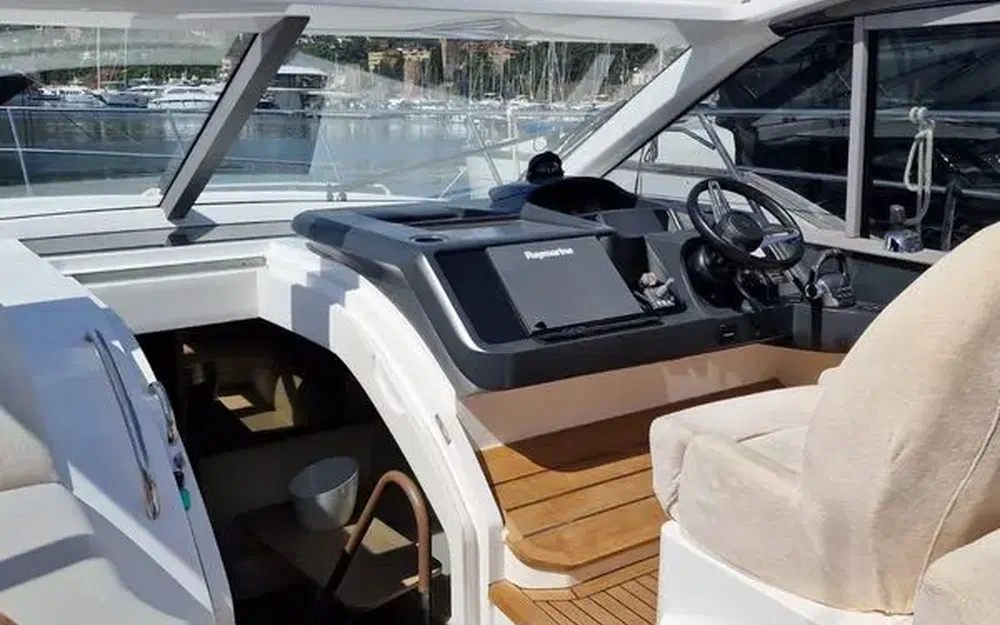 slider 13 Princess V50