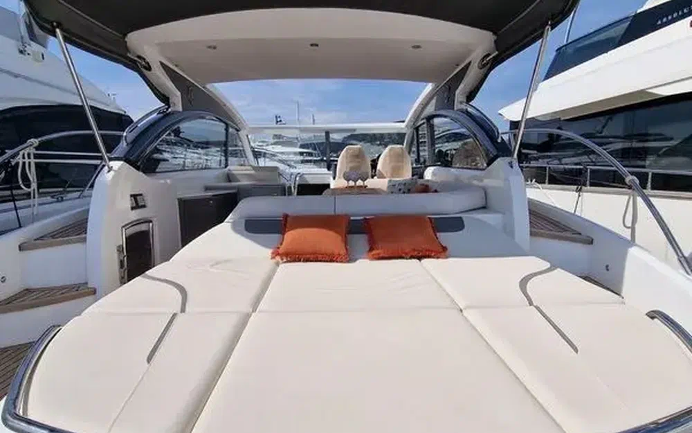 slider 6 Princess V50