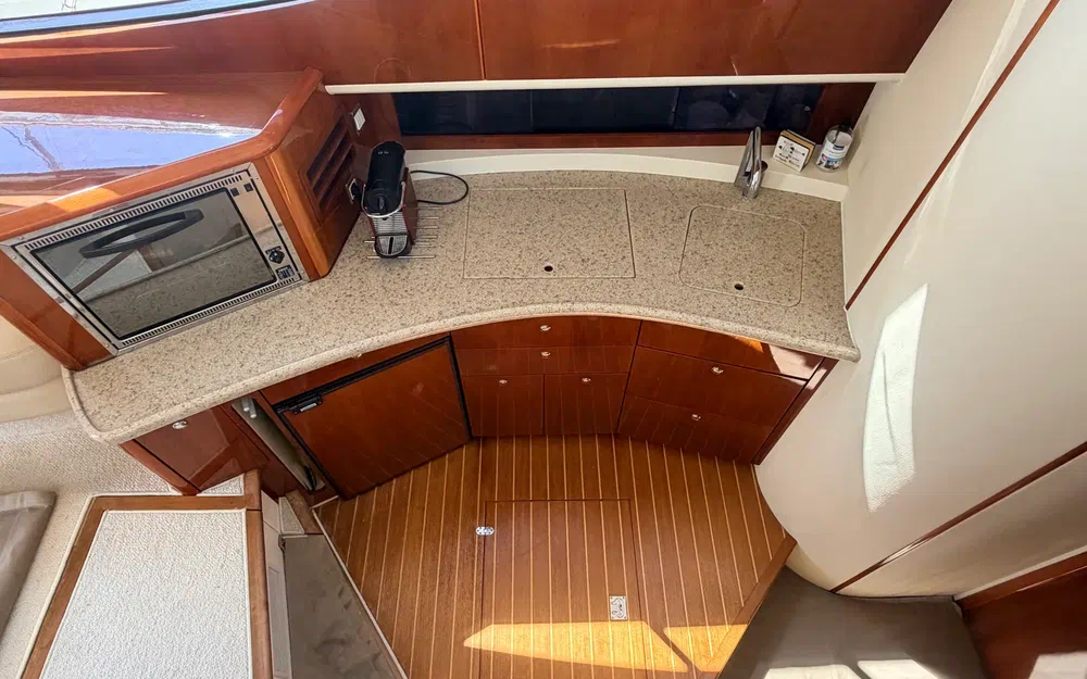 slider 20 Fairline Phantom 40