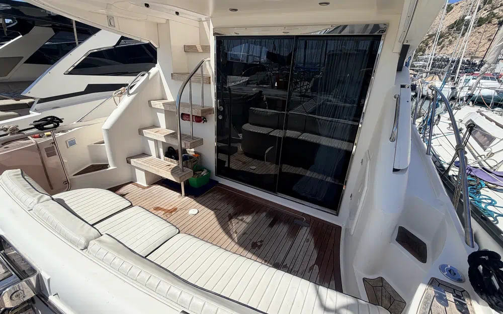 slider 1 Fairline Phantom 40