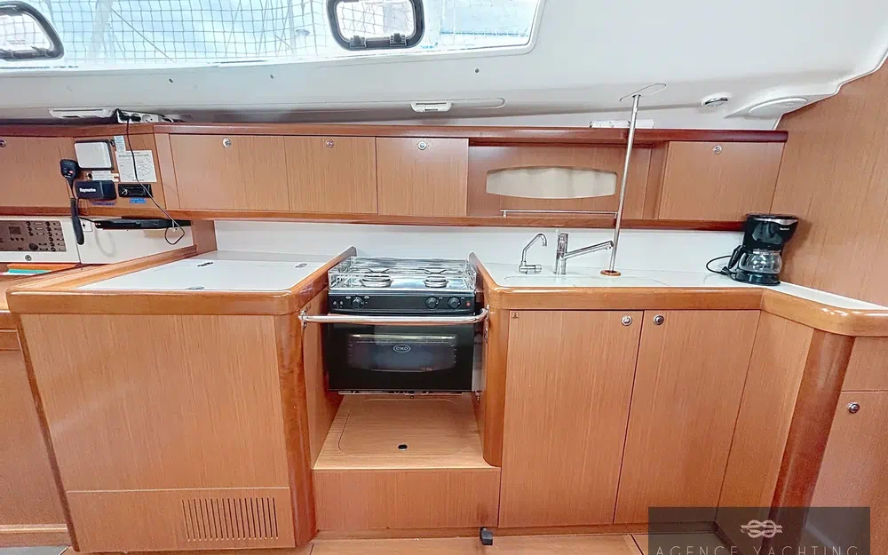 slider 11 Beneteau Oceanis 40
