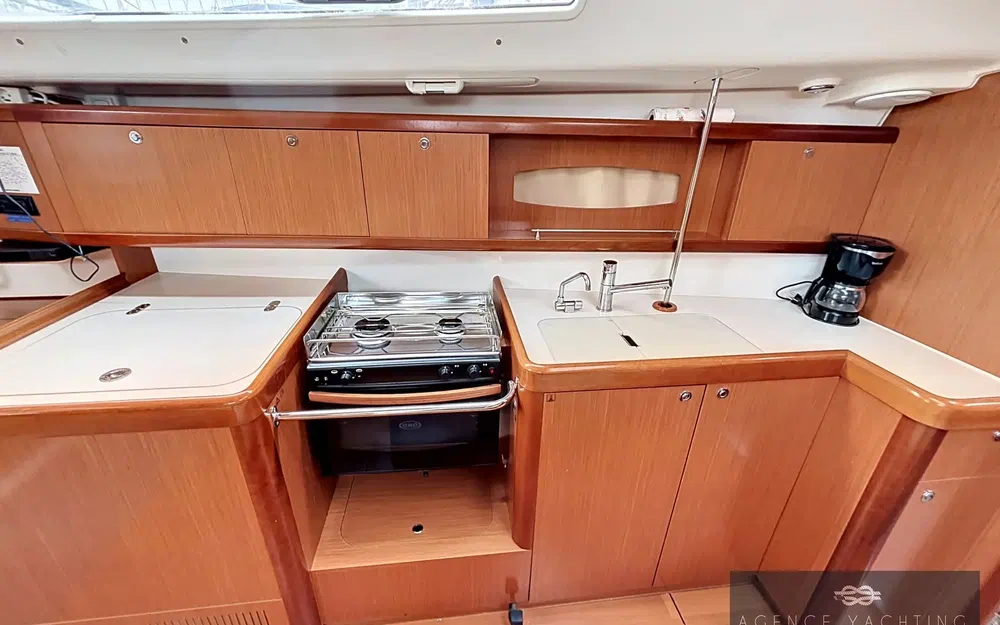slider 12 Beneteau Oceanis 40