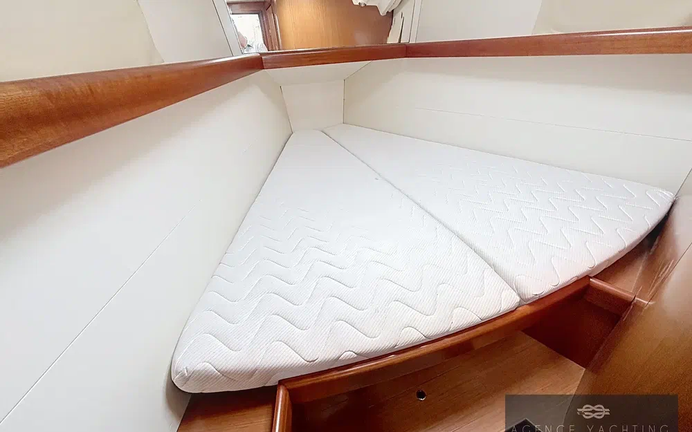 slider 16 Beneteau Oceanis 40