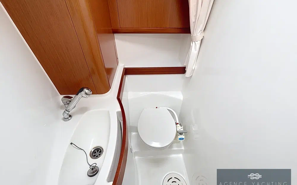slider 17 Beneteau Oceanis 40