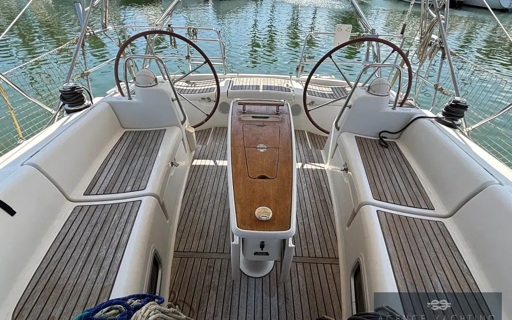 slider 25 Beneteau Oceanis 40