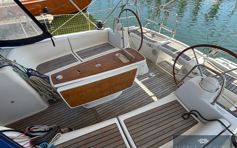 slider 27 Beneteau Oceanis 40