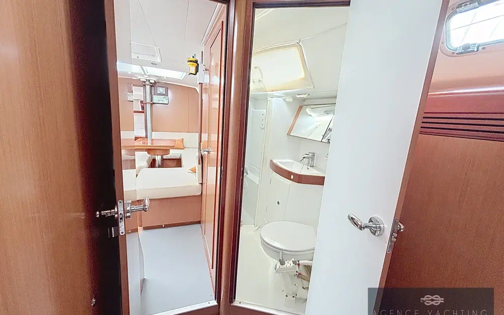 slider 4 Beneteau Oceanis 40