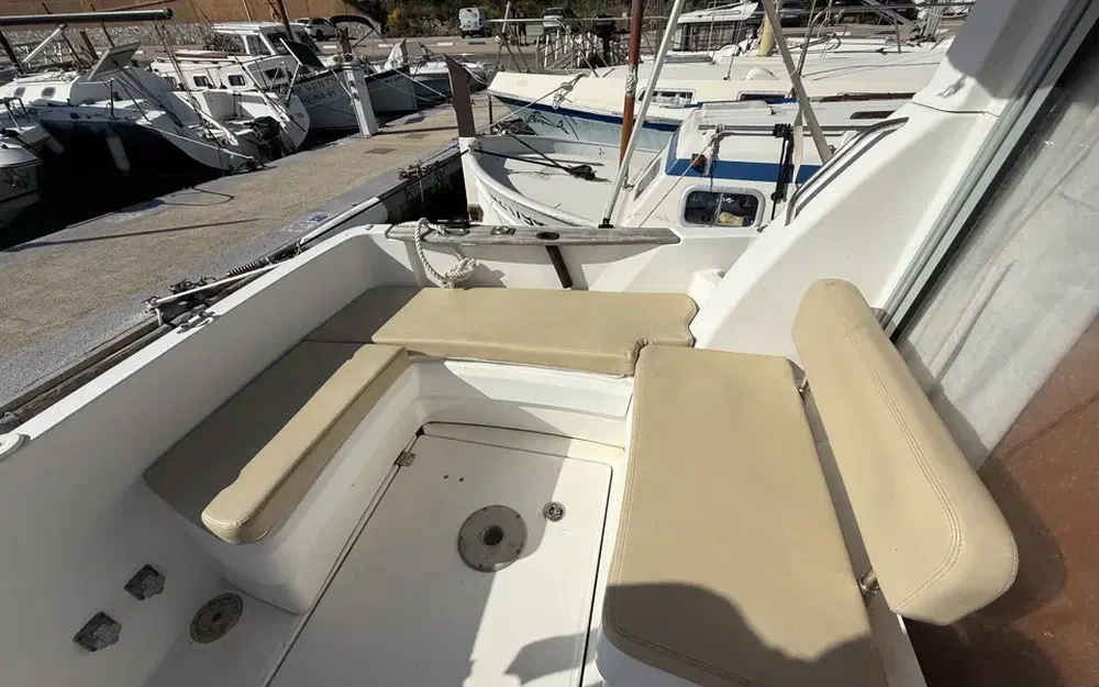slider 9 Beneteau Antares 8 S