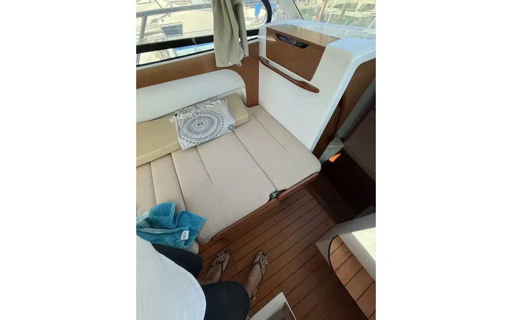 slider 15 Beneteau Antares 8 S