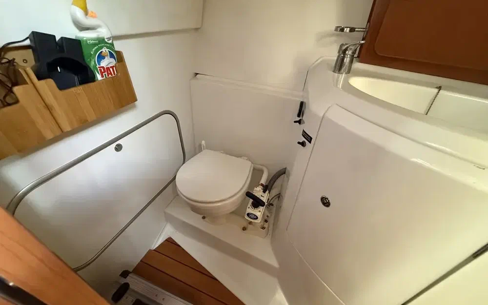 slider 6 Beneteau Antares 8 S