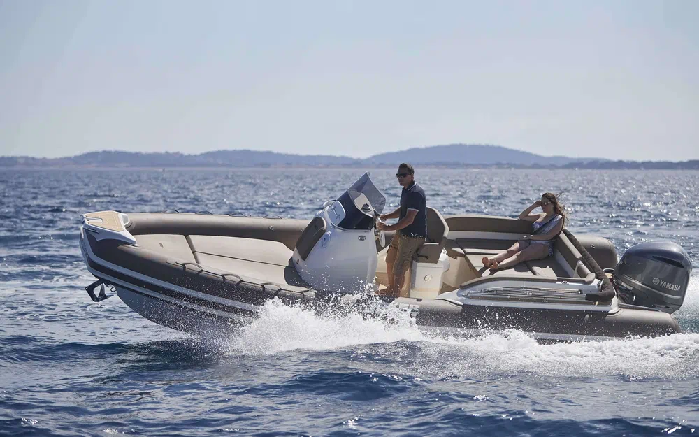 slider 2 Joker Boat Clubman 24