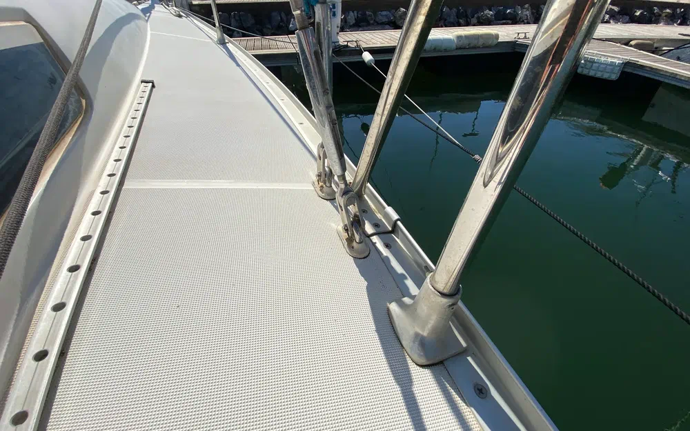 slider 18 Jeanneau Sun Odyssey 32 i